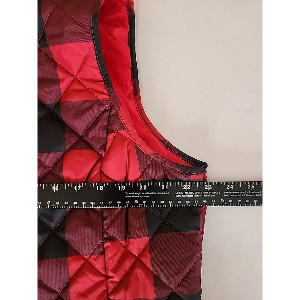 St Johns Bay Womens Quilted Puffer Vest XXL Red Black Buffalo Plaid Preppy Trad - Picture 7 of 13